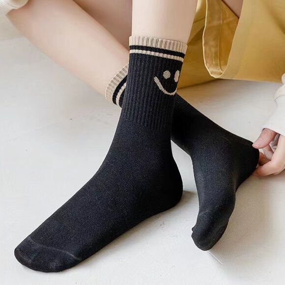 Women's 5 Pairs Cute Smiley Face Crew Socks, Comfy Daily All Season Socks - Picture 13 of 13